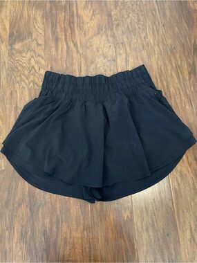CRZ YOGA Black 2‑in‑1 Flowy Running Skort Size XL High Waisted Shorts
